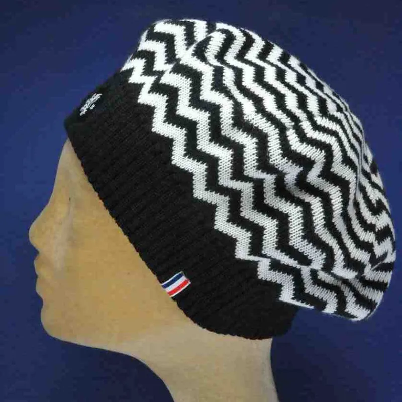 Woman's white merino knit beret hat in black and cream | Bilbao