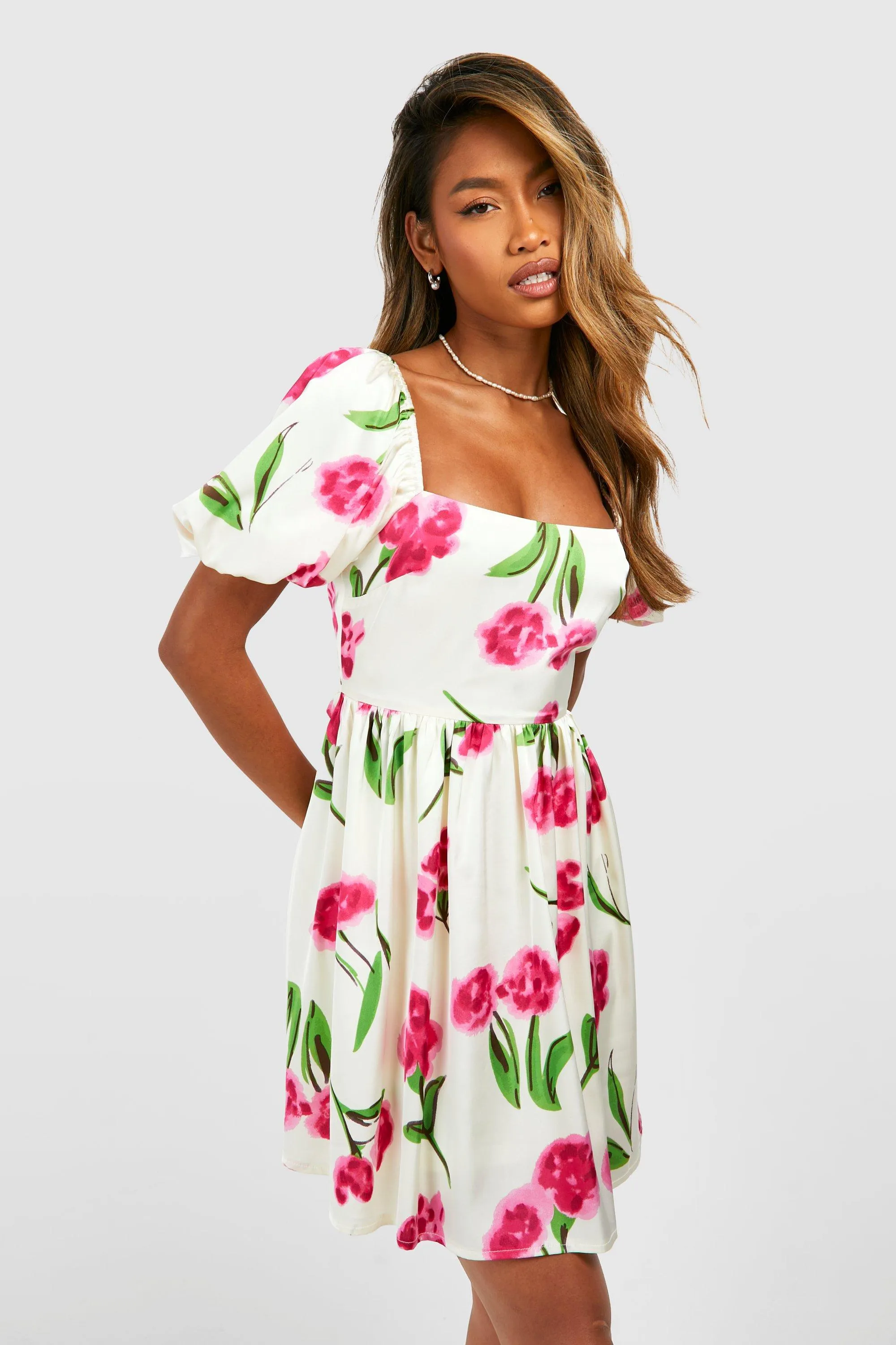 Floral fit-and-flare puff sleeve dress