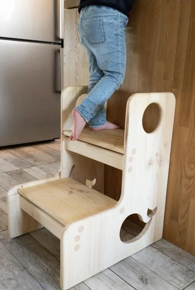 Whale” solid wood stool for children